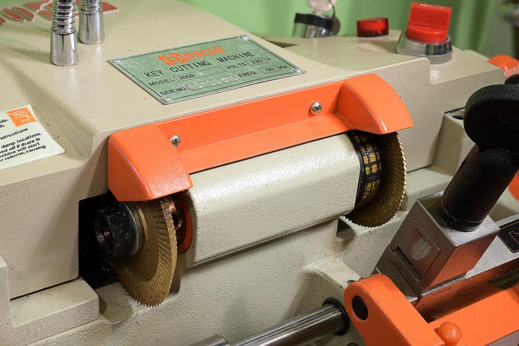 Защитный козырек для станка 100E