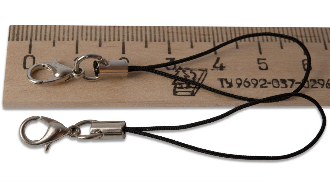 Карабин для ключей со шнурком